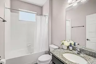 7536 Aguila Dr, Sarasota, FL 34240 - Photo 18