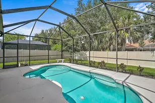 7536 Aguila Dr, Sarasota, FL 34240 - Photo 32