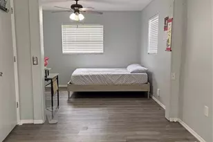 3305 Joe Louis Dr, Sarasota, FL 34234 - Photo 16