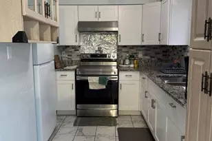 3305 Joe Louis Dr, Sarasota, FL 34234 - Photo 6