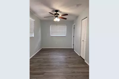 3305 Joe Louis Drive, Sarasota, FL 34234 - Photo 18