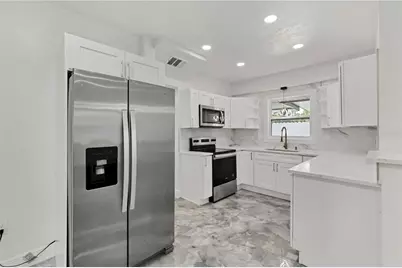 2839 Olympic Street, Sarasota, FL 34231 - Photo 12