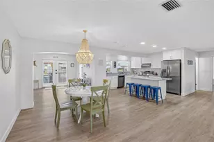 5016 Mangrove Point Rd, Bradenton, FL 34210 - Photo 10