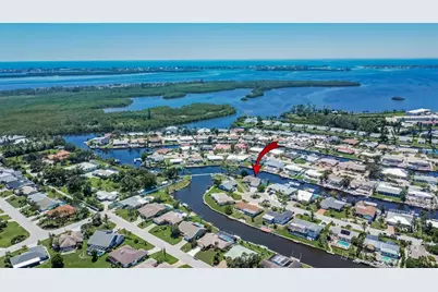 5016 Mangrove Point Road, Bradenton, FL 34210 - Photo 1
