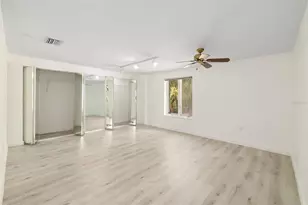 708 Garfield Dr, Sarasota, FL 34236 - Photo 4