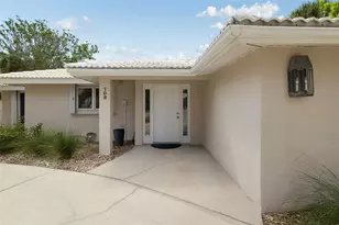 708 Garfield Dr, Sarasota, FL 34236 - Photo 2