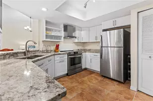 4096 Center Pointe Pl, Sarasota, FL 34233 - Photo 8
