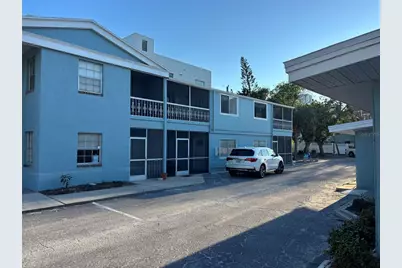 170 Roosevelt Drive #17, Sarasota, FL 34236 - Photo 2