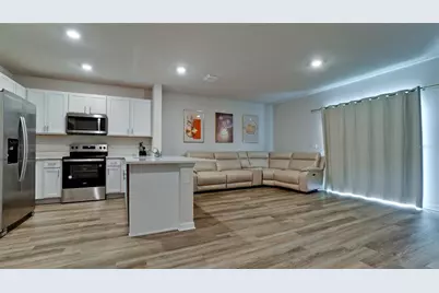 2746 Pearly Banks Drive, Bradenton, FL 34208 - Photo 4