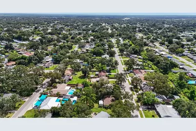 4923 Brookmeade Drive, Sarasota, FL 34232 - Photo 34