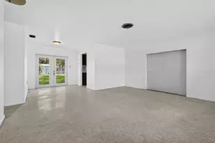 4923 Brookmeade Dr, Sarasota, FL 34232 - Photo 6