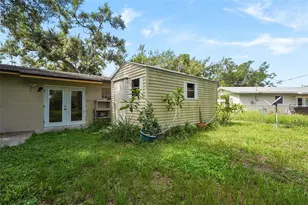 4923 Brookmeade Dr, Sarasota, FL 34232 - Photo 24