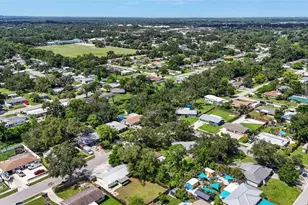 4923 Brookmeade Dr, Sarasota, FL 34232 - Photo 32