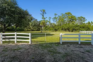 7310 201st St E, Bradenton, FL 34202 - Photo 18