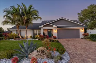 7410 2nd Ave NW, Bradenton, FL 34209 - Photo 2