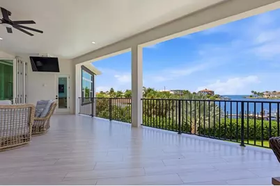 387 S Shore Drive, Sarasota, FL 34234 - Photo 26