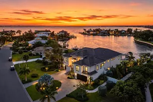 387 S Shore Dr, Sarasota, FL 34234 - Photo 94