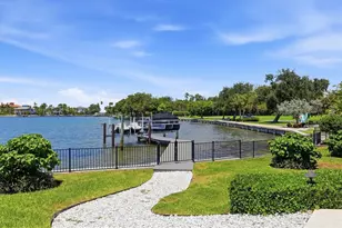 387 S Shore Dr, Sarasota, FL 34234 - Photo 68