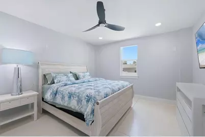 387 S Shore Drive, Sarasota, FL 34234 - Photo 54