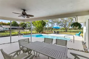 433 Whitfield Ave, Sarasota, FL 34243 - Photo 8