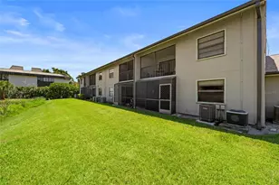 5785 Summerside Ln, Sarasota, FL 34231 - Photo 32