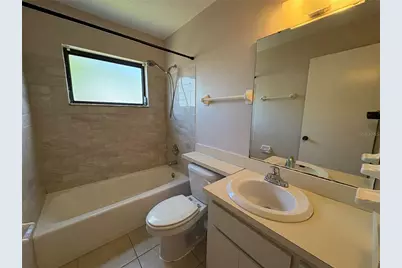 3927 Worcester Road, Sarasota, FL 34231 - Photo 12