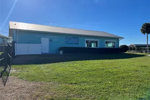 415 49th St W, Palmetto, FL 34221 - Photo 44
