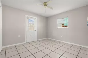 415 49th St W, Palmetto, FL 34221 - Photo 22