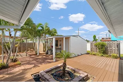 415 49th Street W, Palmetto, FL 34221 - Photo 32