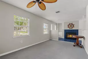415 49th St W, Palmetto, FL 34221 - Photo 8