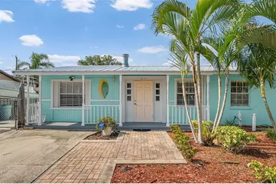 415 49th Street W, Palmetto, FL 34221 - Photo 4