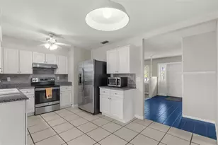 415 49th St W, Palmetto, FL 34221 - Photo 12
