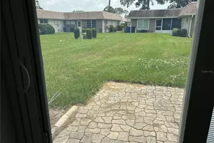 1359 Glendale Cir W, Sarasota, FL 34232 - Photo 22