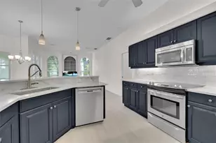 2102 Tequesta Trail, Nokomis, FL 34275 - Photo 6