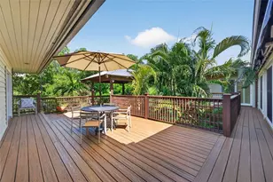 677 Lands End Dr, Longboat Key, FL 34228 - Photo 22