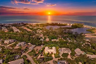 677 Lands End Dr, Longboat Key, FL 34228 - Photo 6