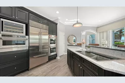560 Chipping Lane, Longboat Key, FL 34228 - Photo 10
