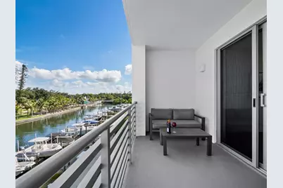 1709 N Tamiami Trail #418, Sarasota, FL 34234 - Photo 12