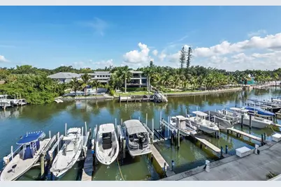 1709 N Tamiami Trail #418, Sarasota, FL 34234 - Photo 16