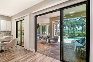 4909 Napoli Run, Lakewood Ranch, FL 34211 - Photo 12