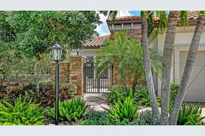 4909 Napoli Run, Lakewood Ranch, FL 34211 - Photo 2
