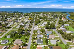 1220 Falcon Rd, Venice, FL 34293 - Photo 1