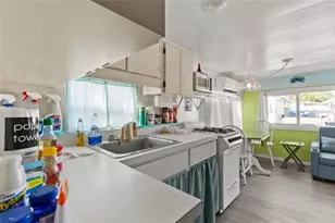 10315 Cortez Road W, Bradenton, FL 34210 - Photo 6