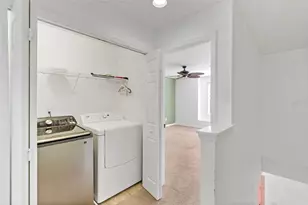 1170 Grantham Dr, Sarasota, FL 34234 - Photo 20
