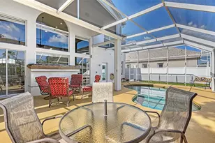 4410 67th Ave Cir E, Sarasota, FL 34243 - Photo 6