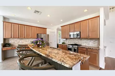 4410 67th Avenue Circle E, Sarasota, FL 34243 - Photo 16