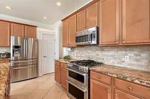 4410 67th Ave Cir E, Sarasota, FL 34243 - Photo 18