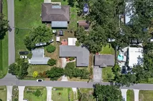 716 Leffingwell Ave, Ellenton, FL 34222 - Photo 2