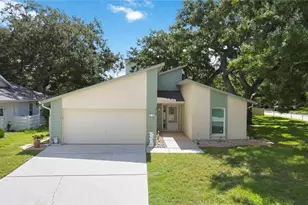 3505 45th St W, Bradenton, FL 34209 - Photo 1