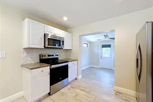 2212 Vinson Ave, Sarasota, FL 34232 - Photo 20